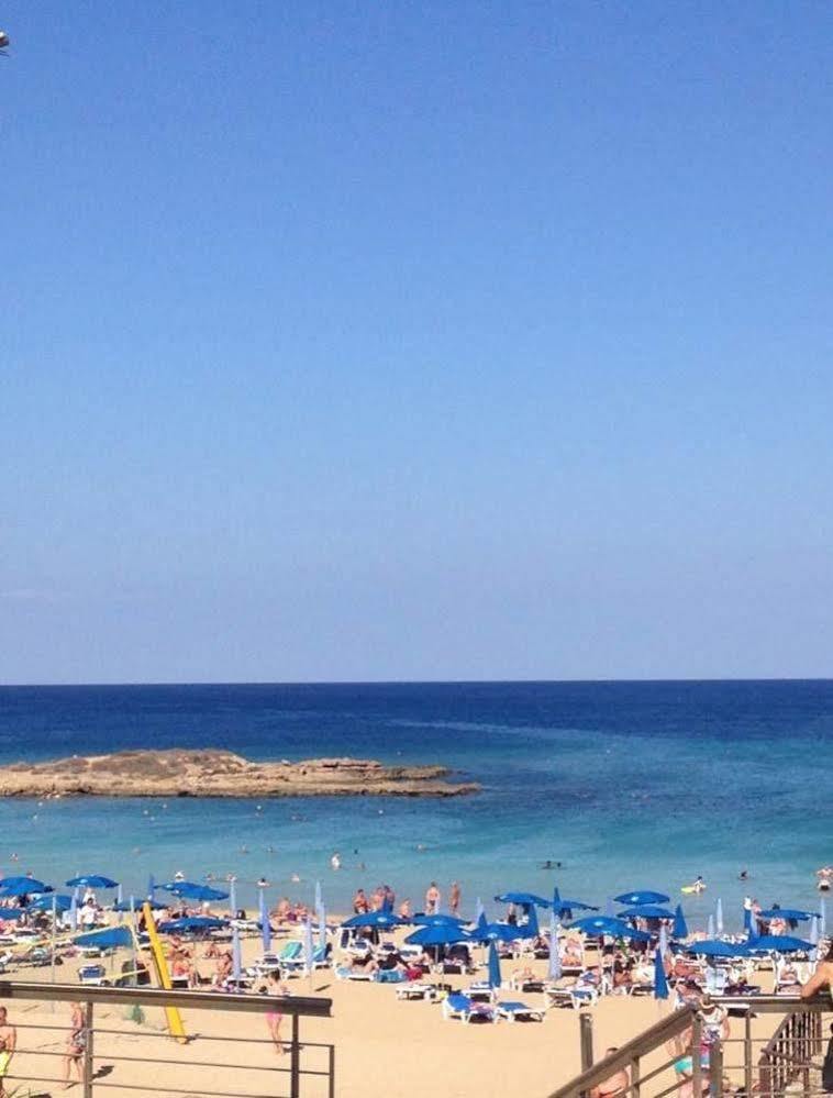 Blue Peter Apartments Protaras Eksteriør bilde